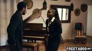 Scared Busty Real Estate Iarhente Fucks Umxhasi Ukuba Ilizwe A Yaba