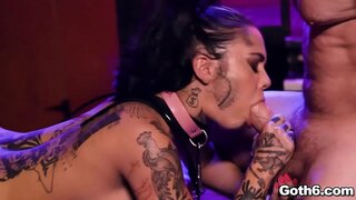 Sexy გოთი კახპა Genevieve Sinn gets an ANAL Sexy გოთი კახპა Genevieve Sinn gets an ANAL